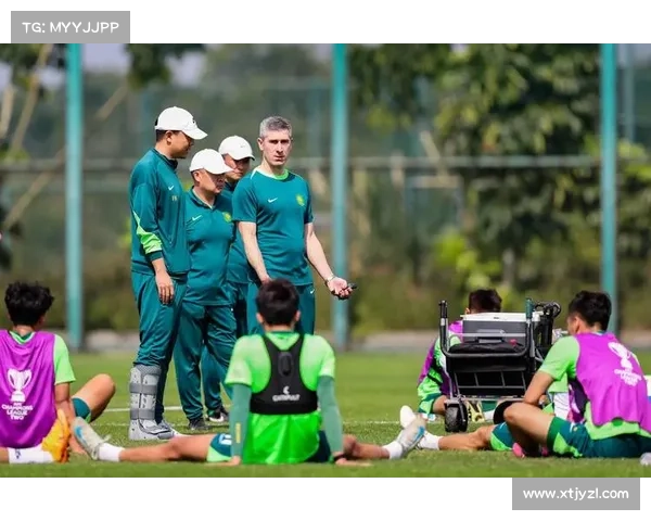 工体新草坪升级改善厚实平整 国安队员教练纷纷点赞效果显著